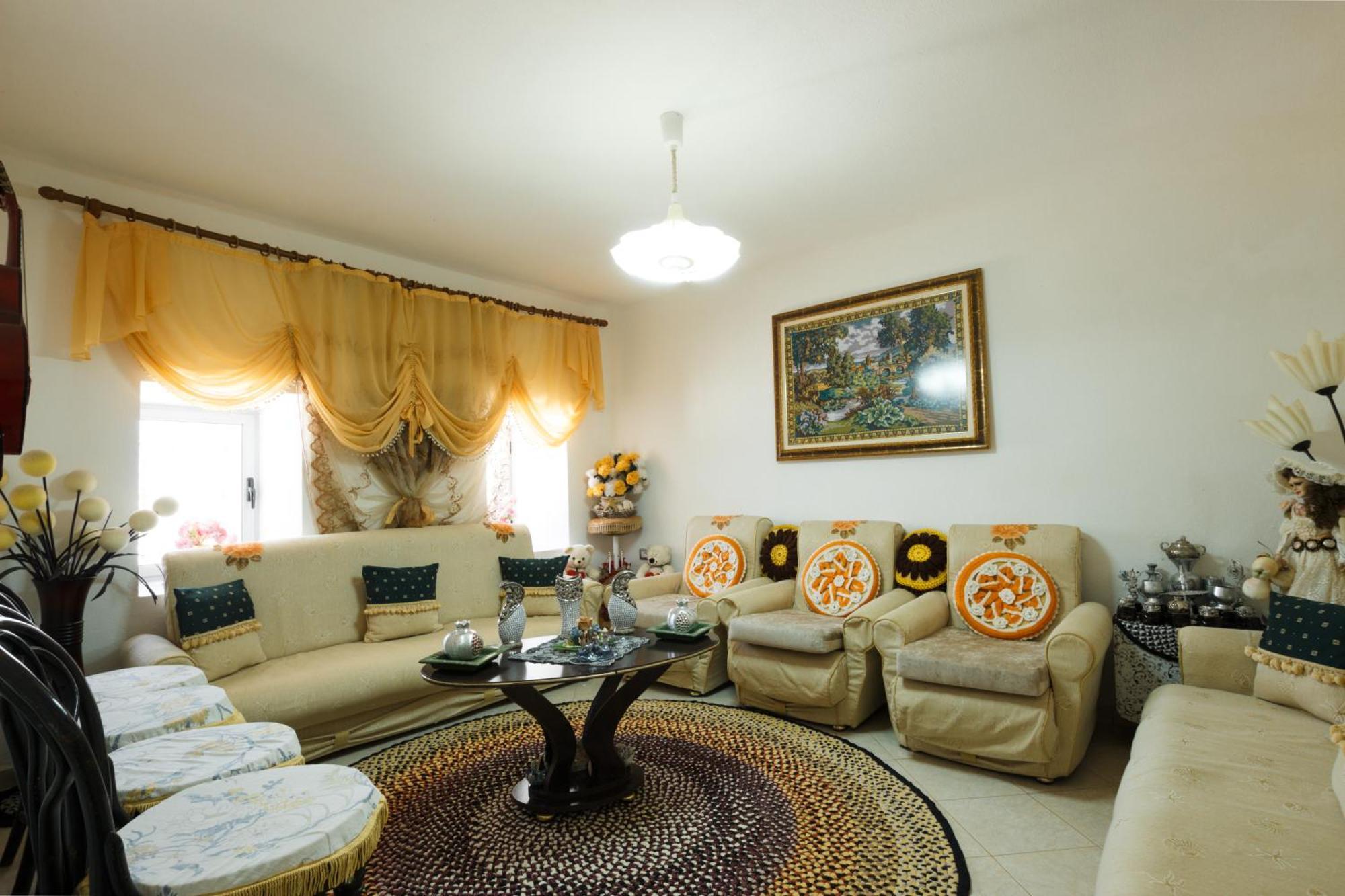 Leka Guesthouse Gjirokaster Bagian luar foto