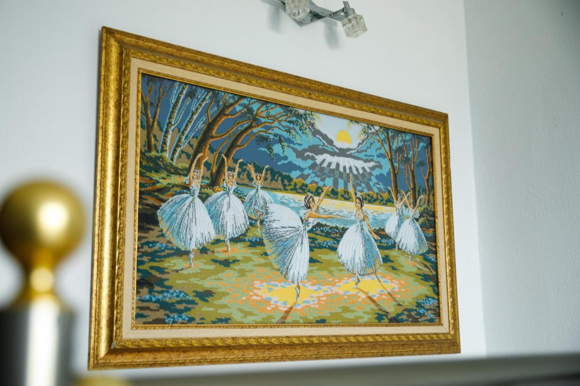 Leka Guesthouse Gjirokaster Bagian luar foto